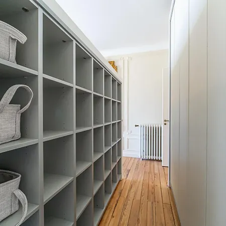 Somptueuse Demeure Arcachonnaise De Caractere Avec Acces Direct A La Vila