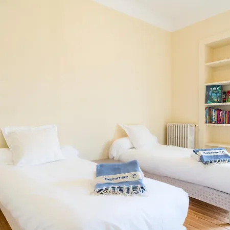 Villa Somptueuse Demeure Arcachonnaise De Caractere Avec Acces Direct A La *