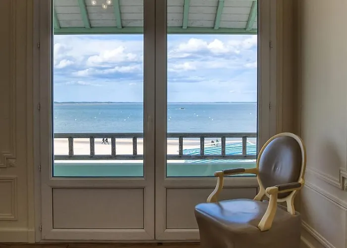 ヴィラ Somptueuse Demeure Arcachonnaise De Caractere Avec Acces Direct A La アルカション