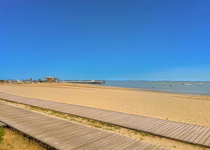 Somptueuse Demeure Arcachonnaise De Caractere Avec Acces Direct A La アルカション